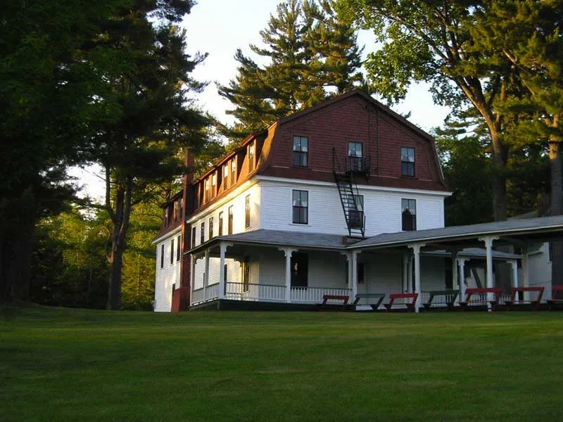 Annex Suites